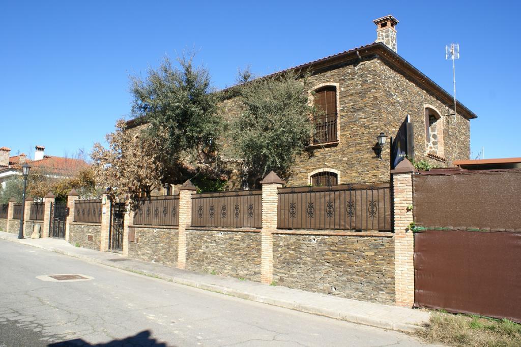 Casa Rural Pena Falcon Torrejón el Rubio Buitenkant foto