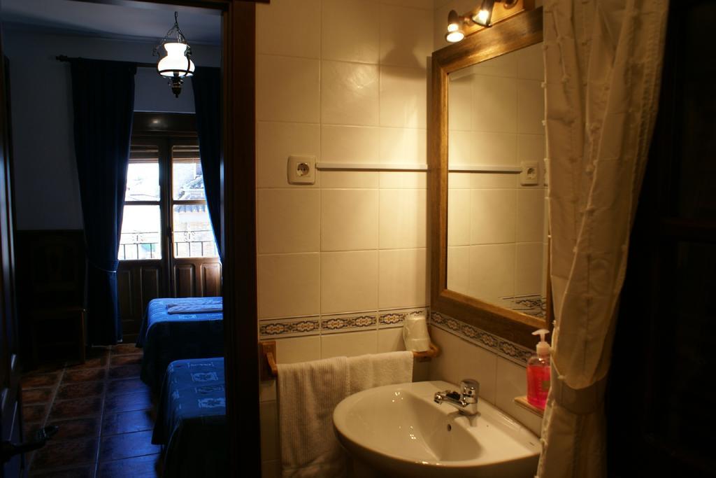 Casa Rural Pena Falcon Torrejón el Rubio Buitenkant foto