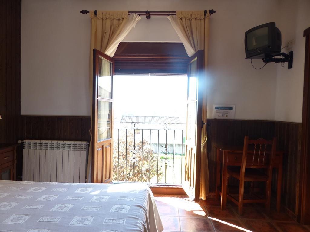 Casa Rural Pena Falcon Torrejón el Rubio Buitenkant foto